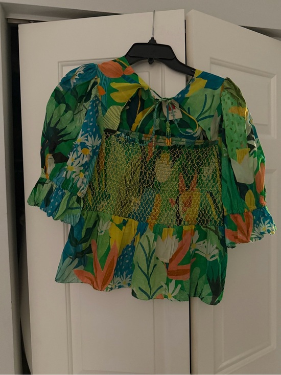 FARM Rio Tops - Farm Bright Green Floral Puff-Sleeve Smocked Top large